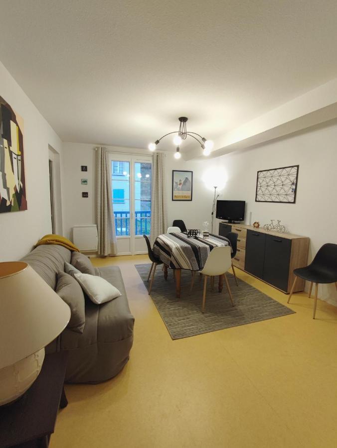 Grand appartement en RDC Vallée de Campan Esterno foto